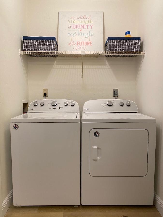 Spacious Townhome Ocala, Central Location, Newly Renovated, Pets Welcome エクステリア 写真