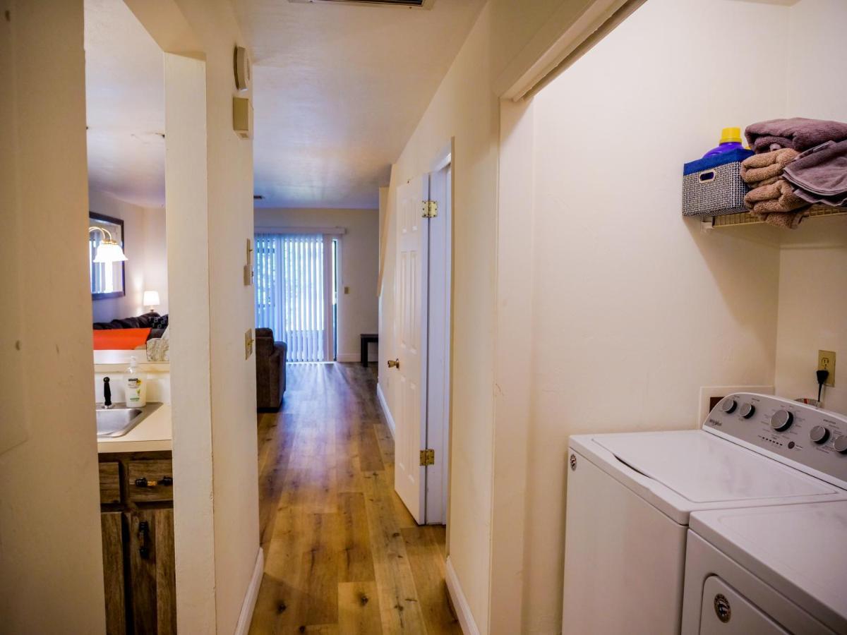Spacious Townhome Ocala, Central Location, Newly Renovated, Pets Welcome エクステリア 写真