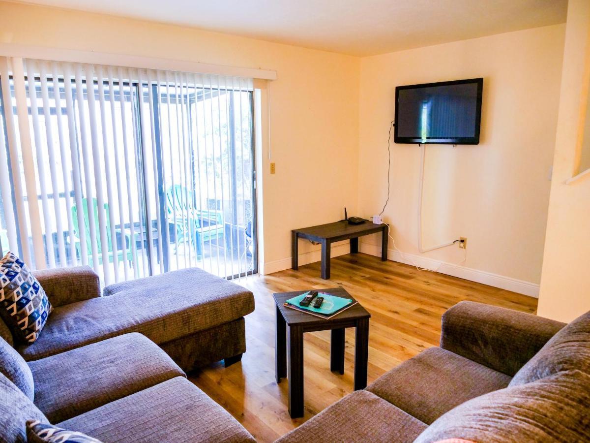 Spacious Townhome Ocala, Central Location, Newly Renovated, Pets Welcome エクステリア 写真